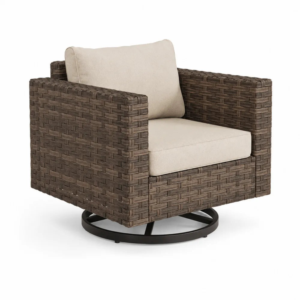 Poltrona in Rattan Sintetico con Cuscini Crema